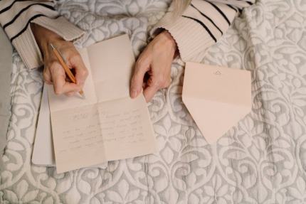 Publier un roman : éditeur traditionnel ou autoédition en 2026