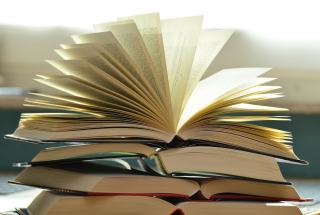 Choisir entre Amazon KDP et imprimeur pour son livre papier