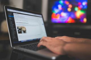 Créer son blog d'auteure : visibilité et communauté littéraire